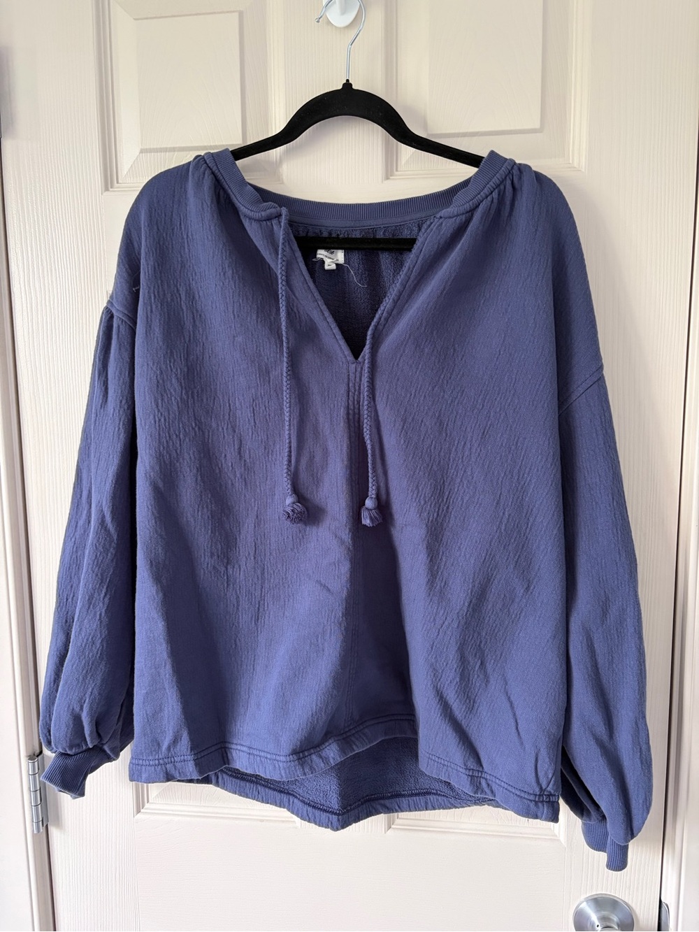 💗 AERIE - XS Oversized Blue Long Sleeve Shirt - Top